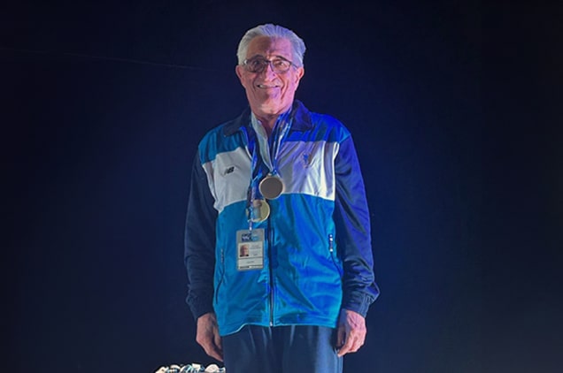 Docente UPCino gana medallas de oro en el Mundial Máster de Remo