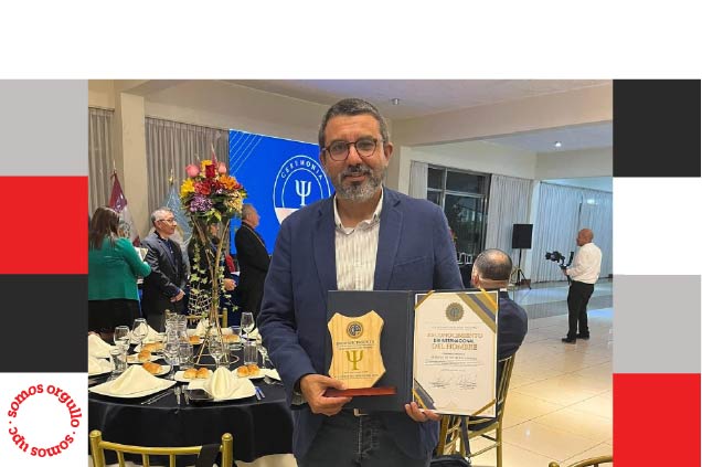 Manuel Arbocco, docente UPCino, fue reconocido por su trayectoria en el Colegio de Psicólogos del Perú 